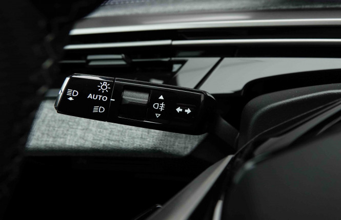 PEUGEOT_PEUGEOT_3008_2654009_17.jpg PEUGEOT_PEUGEOT_3008_2654009_17.jpg