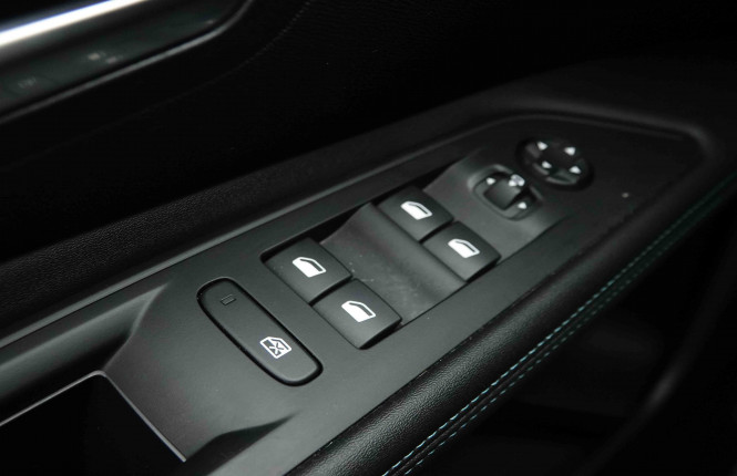 PEUGEOT_PEUGEOT_3008_2654228_23.jpg