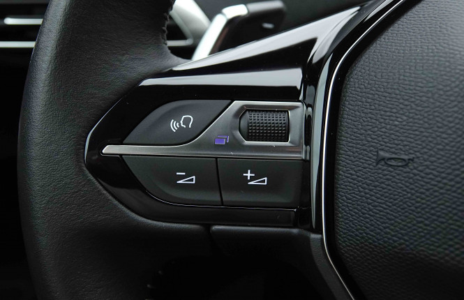 PEUGEOT_PEUGEOT_3008_2654669_20.jpg