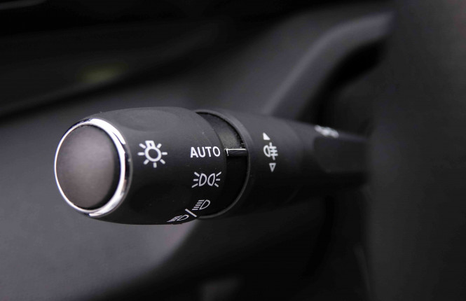 PEUGEOT_PEUGEOT_308_2547204_43.jpg