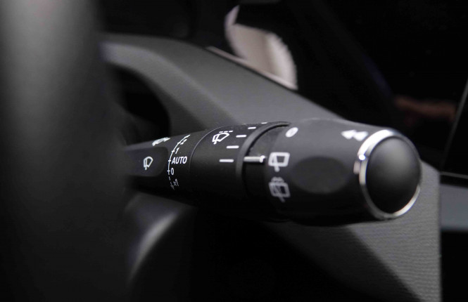 PEUGEOT_PEUGEOT_308_2547825_16.jpg