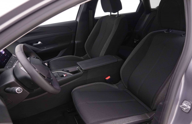 PEUGEOT_PEUGEOT_308_2547989_6.jpg