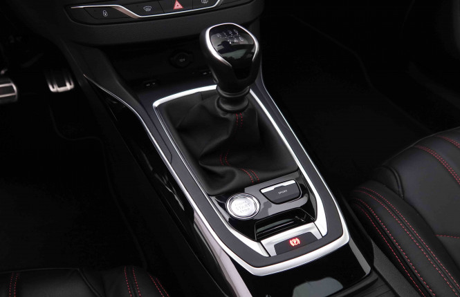 PEUGEOT_PEUGEOT_308_2547991_16.jpg