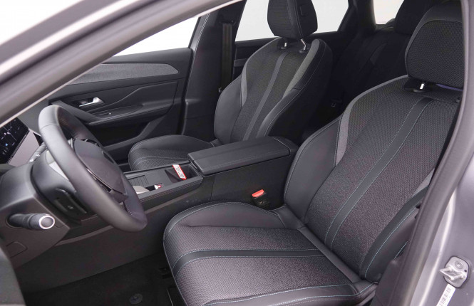 PEUGEOT_PEUGEOT_308_2548267_6.jpg