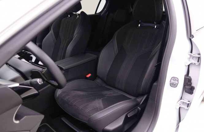 PEUGEOT_PEUGEOT_308_2548371_6.jpg