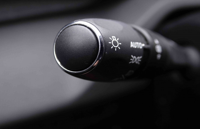 PEUGEOT_PEUGEOT_308_2548894_16.jpg