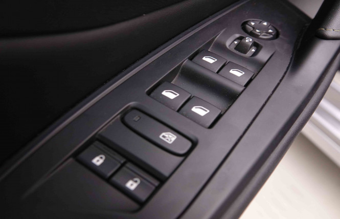 PEUGEOT_PEUGEOT_308_2550292_22.jpg PEUGEOT_PEUGEOT_308_2550292_22.jpg