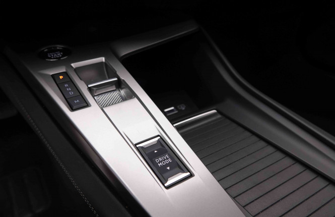 PEUGEOT_PEUGEOT_308_2550396_13.jpg PEUGEOT_PEUGEOT_308_2550396_13.jpg