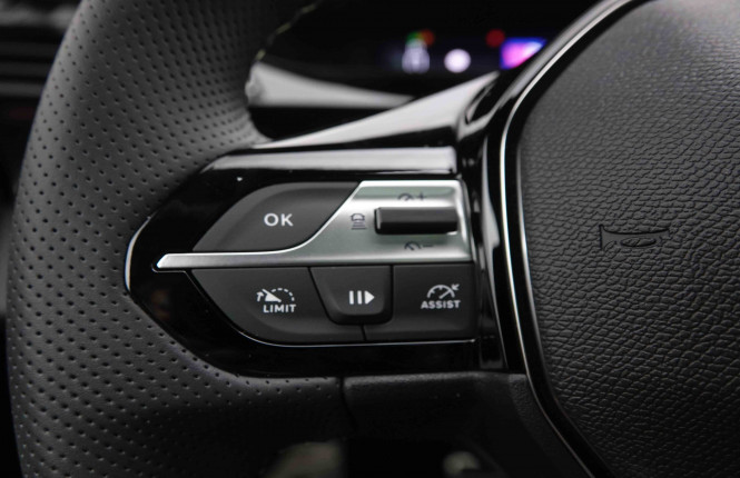 PEUGEOT_PEUGEOT_308_2550557_18.jpg