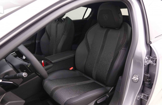 PEUGEOT_PEUGEOT_308_2550563_6.jpg