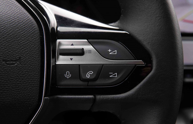 PEUGEOT_PEUGEOT_308_2550924_18.jpg PEUGEOT_PEUGEOT_308_2550924_18.jpg