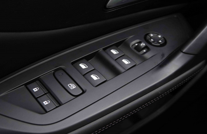 PEUGEOT_PEUGEOT_308_2550963_19.jpg PEUGEOT_PEUGEOT_308_2550963_19.jpg