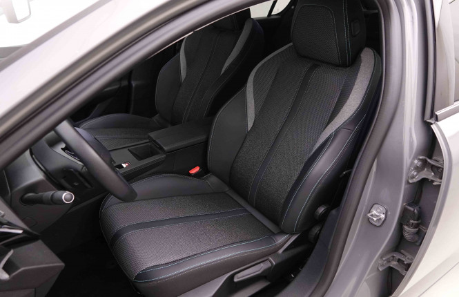 PEUGEOT_PEUGEOT_308_2550963_6.jpg PEUGEOT_PEUGEOT_308_2550963_6.jpg