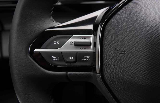 PEUGEOT_PEUGEOT_308_2550970_17.jpg