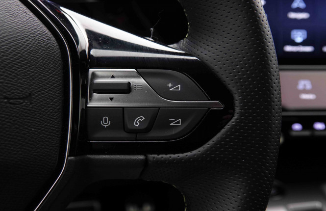 PEUGEOT_PEUGEOT_308_2550990_19.jpg PEUGEOT_PEUGEOT_308_2550990_19.jpg