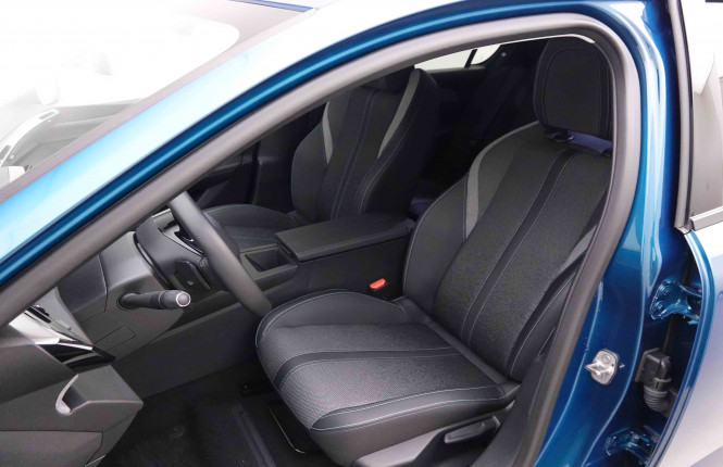 PEUGEOT_PEUGEOT_308_2652092_6.jpg