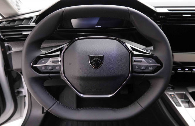 PEUGEOT_PEUGEOT_308_2652093_8.jpg