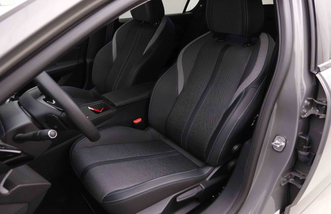 PEUGEOT_PEUGEOT_308_2652094_6.jpg