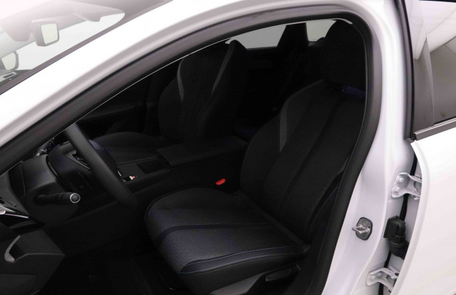 PEUGEOT_PEUGEOT_308_2652096_6.jpg