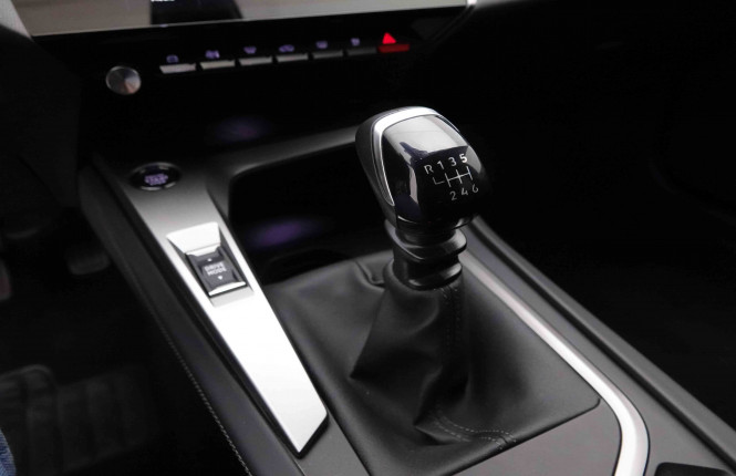 PEUGEOT_PEUGEOT_308_2652105_13.jpg PEUGEOT_PEUGEOT_308_2652105_13.jpg