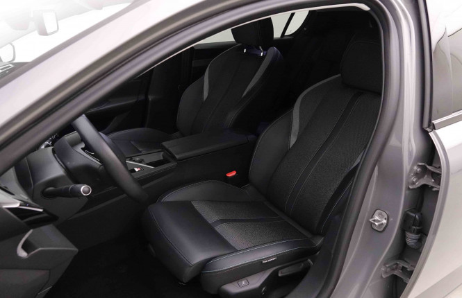 PEUGEOT_PEUGEOT_308_2652228_6.jpg
