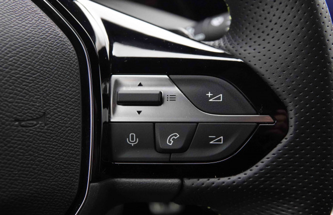 PEUGEOT_PEUGEOT_308_2652230_19.jpg PEUGEOT_PEUGEOT_308_2652230_19.jpg