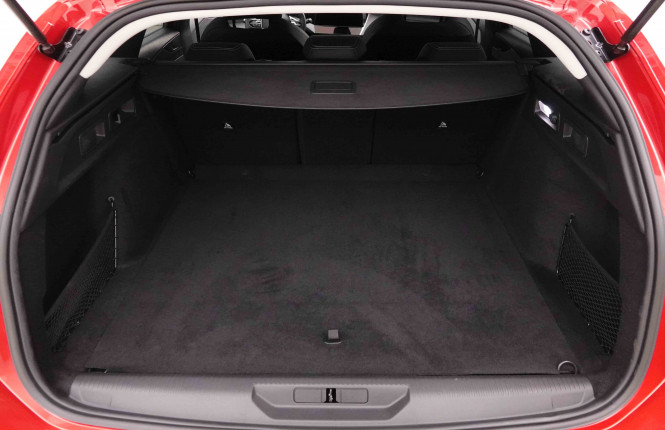 PEUGEOT_PEUGEOT_308_2652253_5.jpg