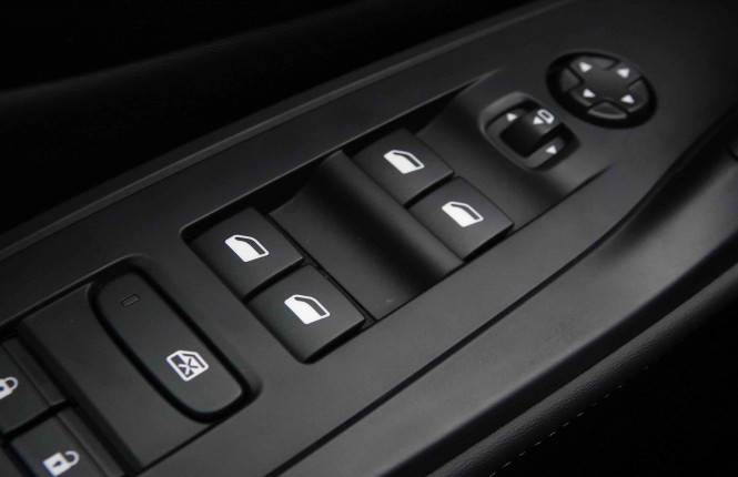 PEUGEOT_PEUGEOT_308_2652255_20.jpg PEUGEOT_PEUGEOT_308_2652255_20.jpg