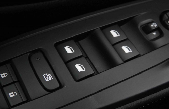 PEUGEOT_PEUGEOT_308_2652261_20.jpg PEUGEOT_PEUGEOT_308_2652261_20.jpg