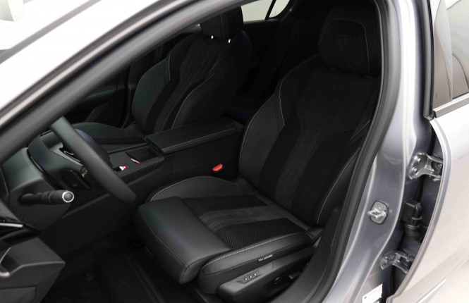 PEUGEOT_PEUGEOT_308_2653504_6.jpg