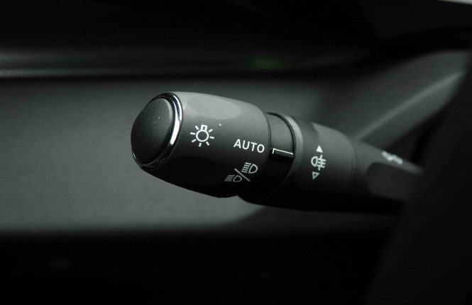 PEUGEOT_PEUGEOT_308_2653505_16.jpg PEUGEOT_PEUGEOT_308_2653505_16.jpg