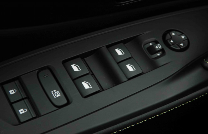 PEUGEOT_PEUGEOT_308_2653505_20.jpg PEUGEOT_PEUGEOT_308_2653505_20.jpg