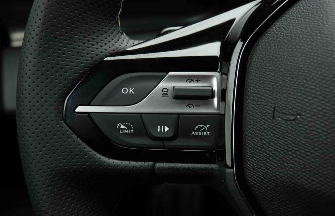 PEUGEOT_PEUGEOT_308_2653506_17.jpg PEUGEOT_PEUGEOT_308_2653506_17.jpg