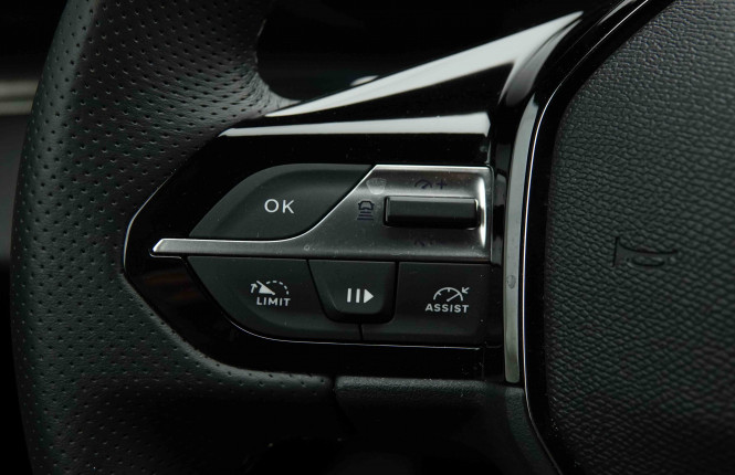 PEUGEOT_PEUGEOT_308_2653810_18.jpg