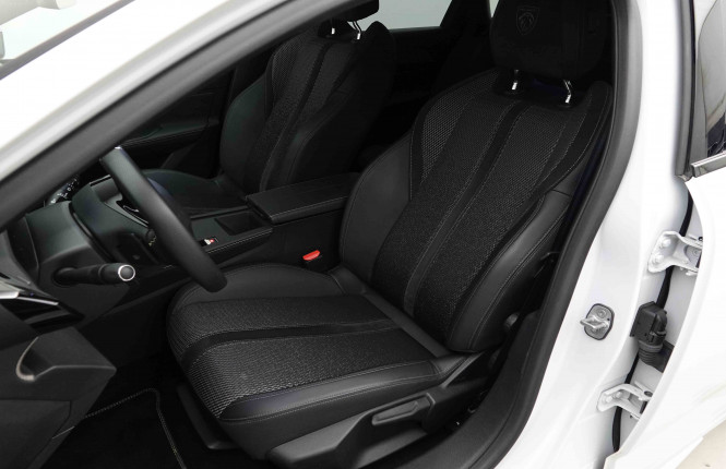 PEUGEOT_PEUGEOT_308_2653810_6.jpg