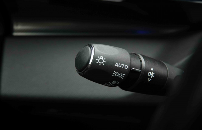 PEUGEOT_PEUGEOT_308_2653815_15.jpg