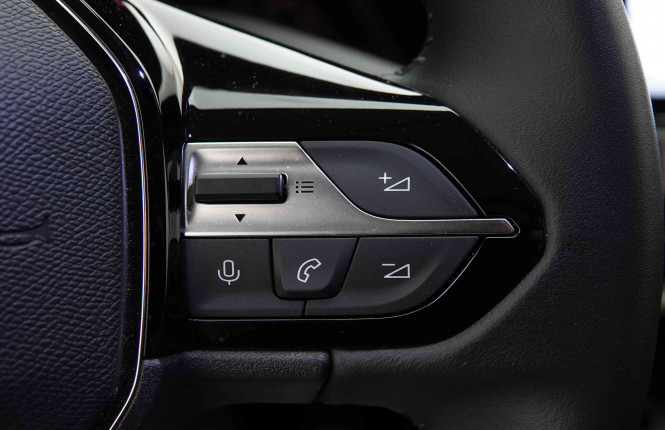PEUGEOT_PEUGEOT_308_2653860_18.jpg