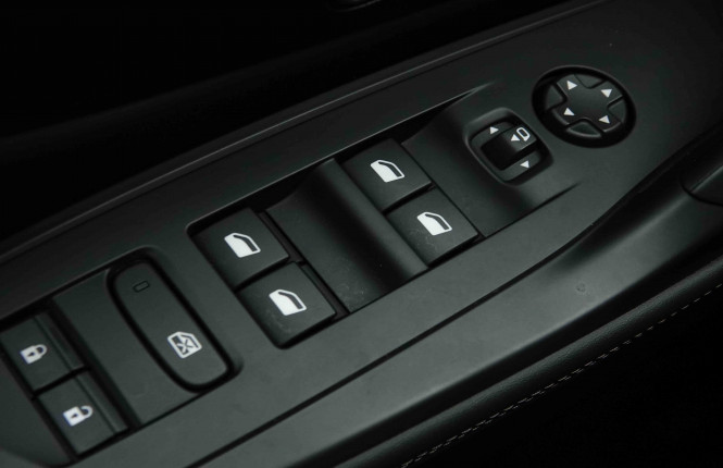 PEUGEOT_PEUGEOT_308_2653866_20.jpg