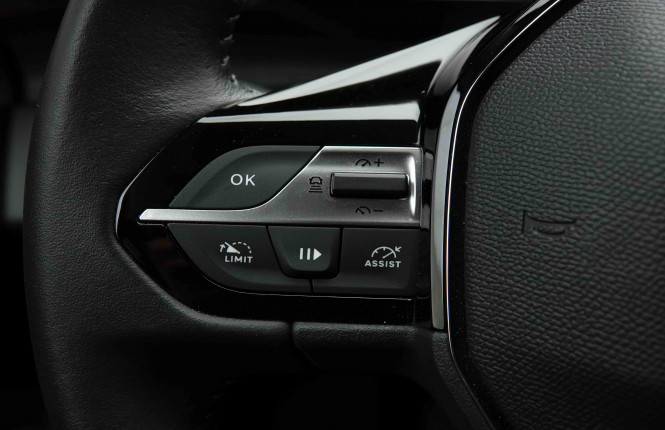 PEUGEOT_PEUGEOT_308_2653877_18.jpg