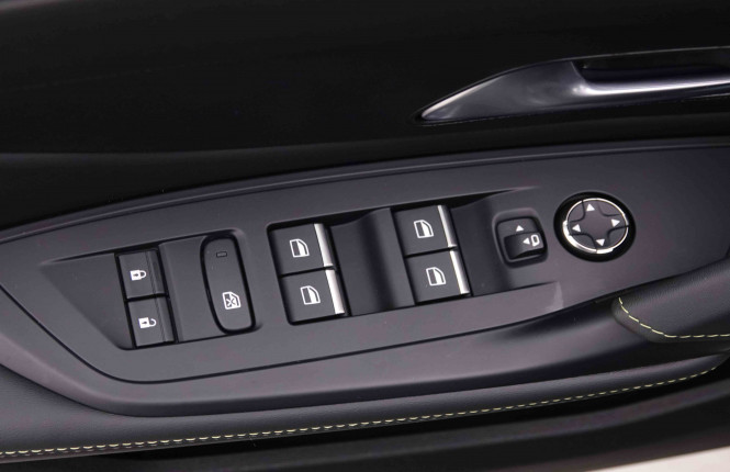 PEUGEOT_PEUGEOT_408_2446340_20.jpg