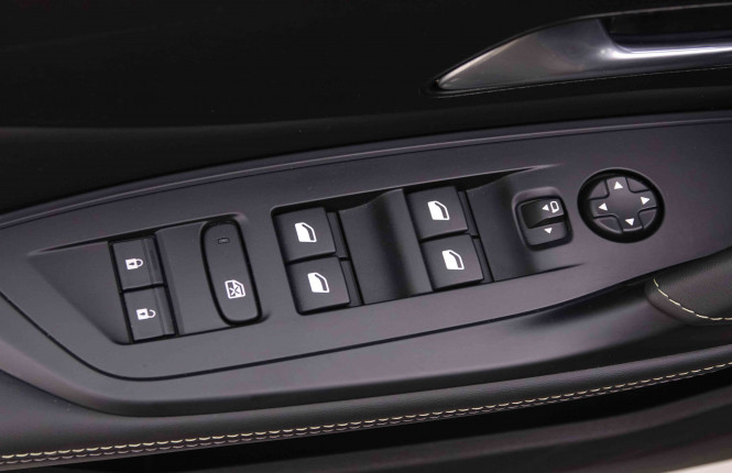 PEUGEOT_PEUGEOT_408_2548242_21.jpg