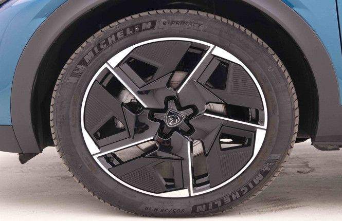 PEUGEOT_PEUGEOT_408_2548248_22.jpg