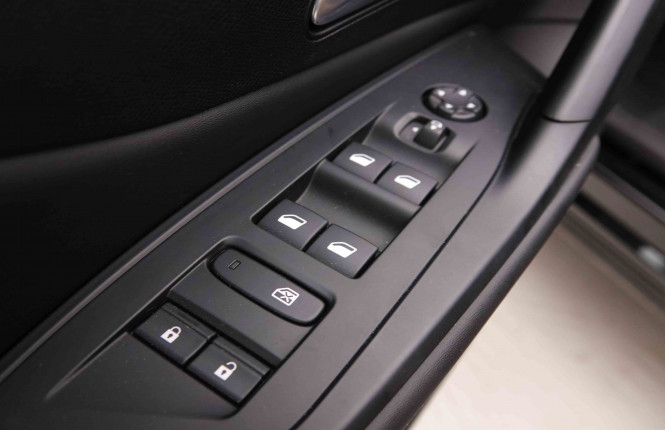 PEUGEOT_PEUGEOT_408_2549538_21.jpg