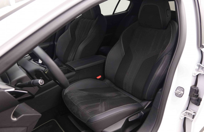 PEUGEOT_PEUGEOT_408_2549546_7.jpg
