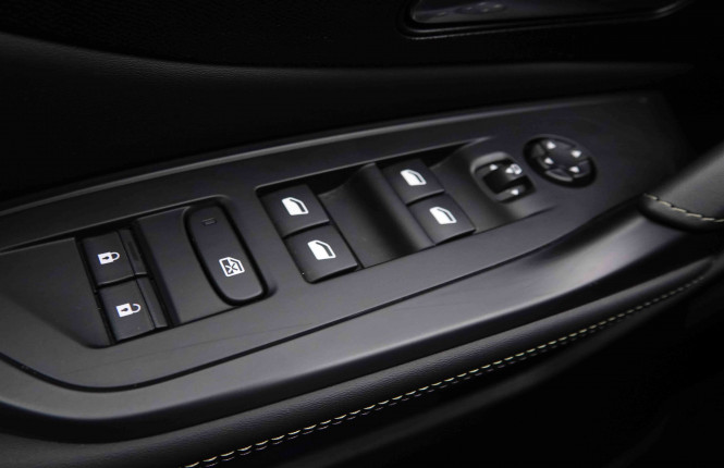 PEUGEOT_PEUGEOT_408_2550585_21.jpg PEUGEOT_PEUGEOT_408_2550585_21.jpg