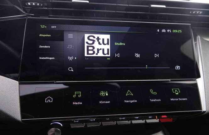 PEUGEOT_PEUGEOT_408_2550586_12.jpg PEUGEOT_PEUGEOT_408_2550586_12.jpg