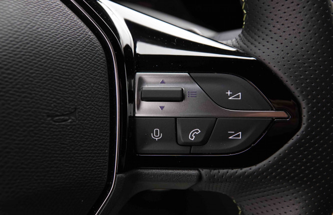 PEUGEOT_PEUGEOT_408_2550591_20.jpg PEUGEOT_PEUGEOT_408_2550591_20.jpg