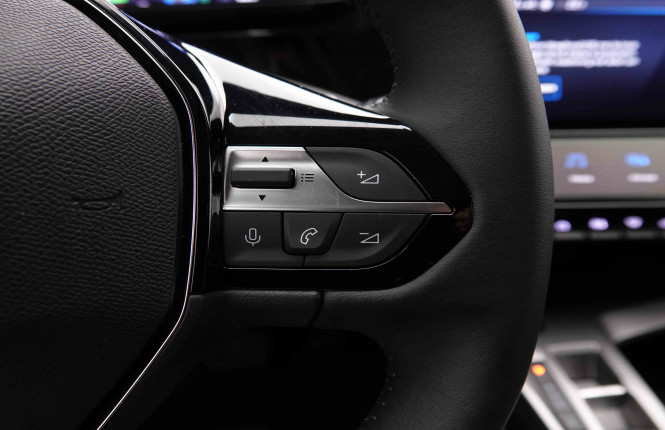 PEUGEOT_PEUGEOT_408_2550593_19.jpg