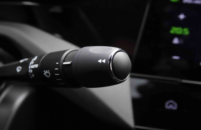 PEUGEOT_PEUGEOT_408_2652265_18.jpg PEUGEOT_PEUGEOT_408_2652265_18.jpg