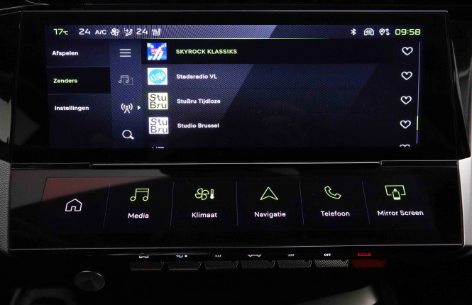 PEUGEOT_PEUGEOT_408_2652269_12.jpg PEUGEOT_PEUGEOT_408_2652269_12.jpg